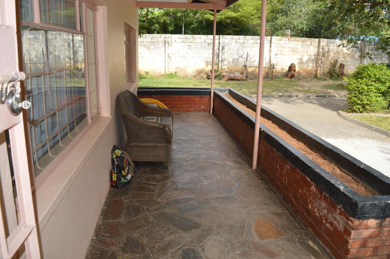 Hotel Kasuda House - Rent The Entire House Lusaka Esterno foto